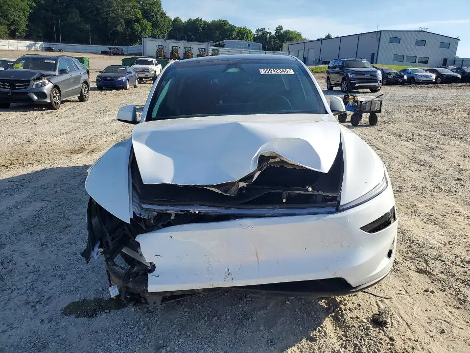 2026 TESLA MODEL Y   