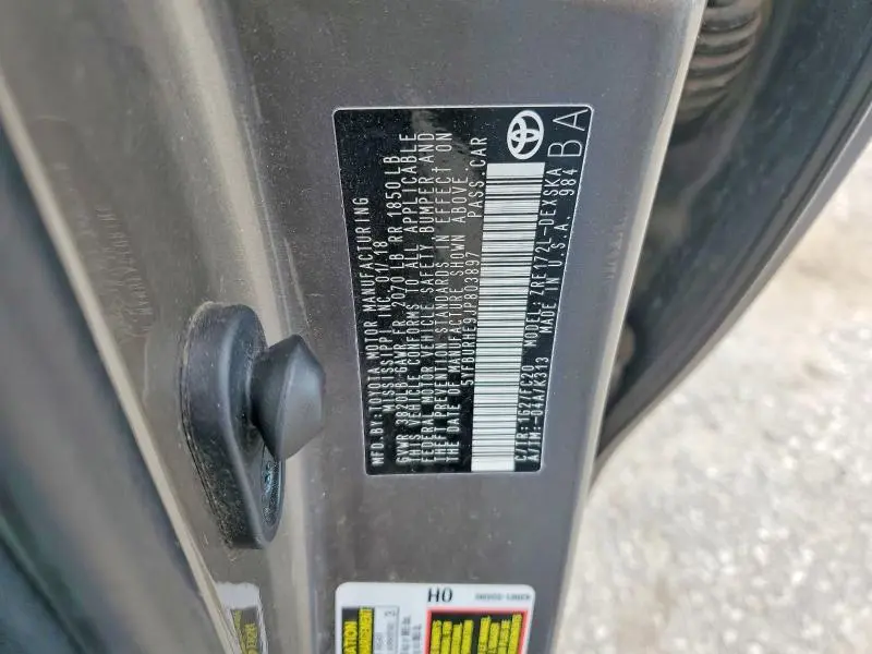2018 TOYOTA COROLLA SE  