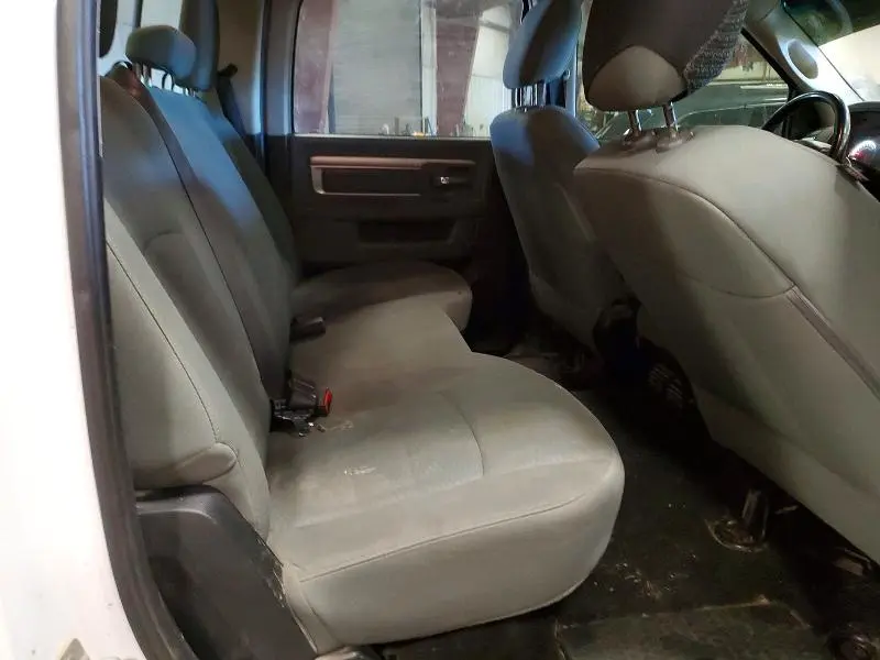 2014 RAM 1500 SLT  