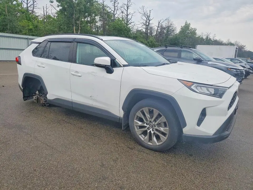 2019 TOYOTA RAV4 XLE PREMIUM  