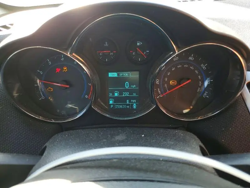 2015 CHEVROLET CRUZE LT  