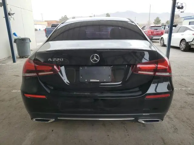 2019 MERCEDES-BENZ A 220  