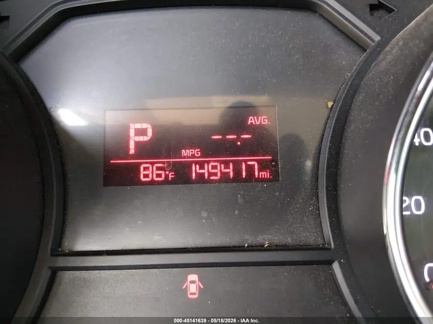 2016 KIA SEDONA LX