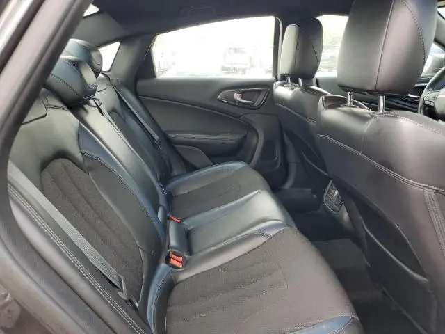 2015 CHRYSLER 200 S  