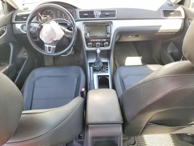 2012 VOLKSWAGEN PASSAT SE  