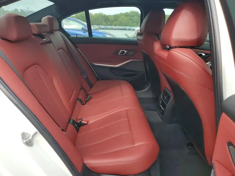 2024 BMW 330XI   