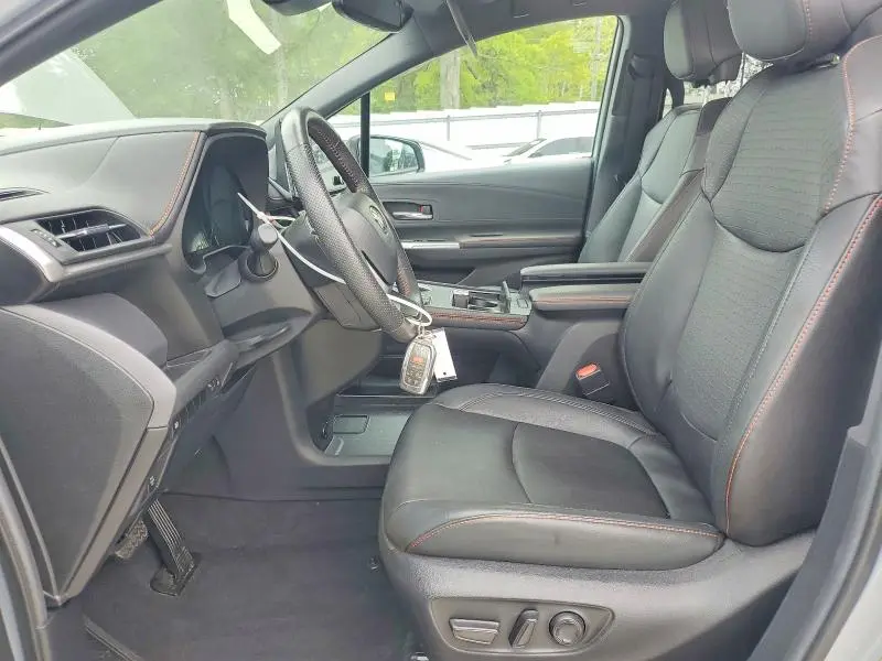 2024 TOYOTA SIENNA XSE 7-PASSENGER  