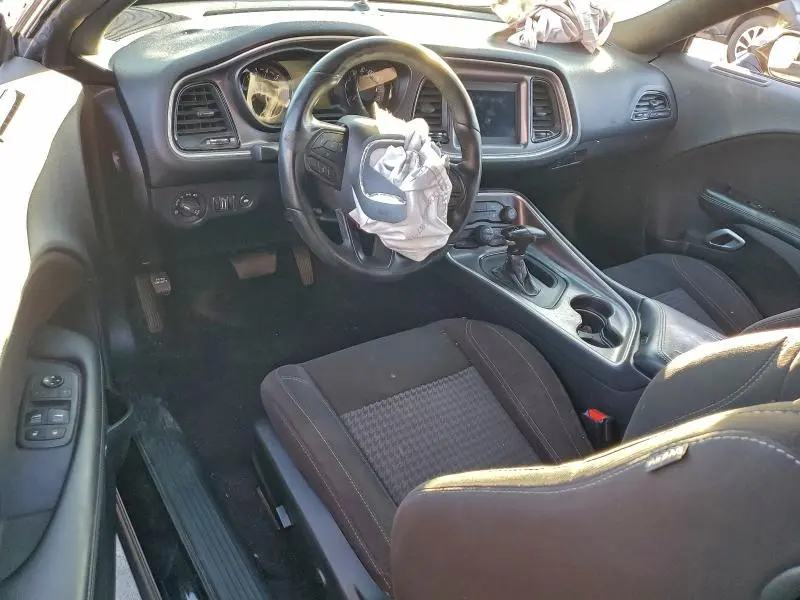 2021 DODGE CHALLENGER SXT  