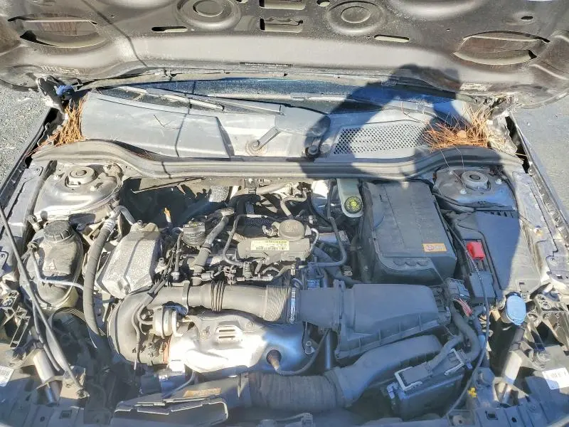 2015 MERCEDES-BENZ GLA 250  