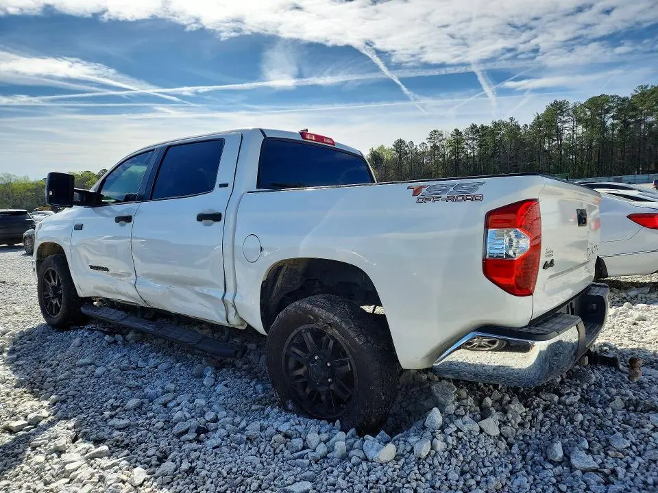 2021 TOYOTA TUNDRA SR5  