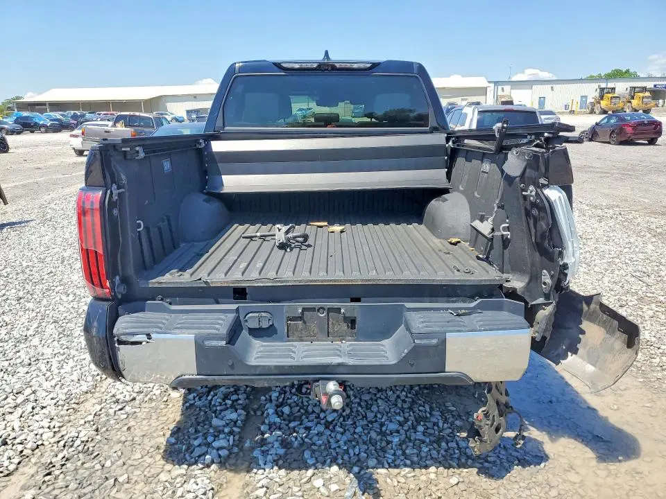 2023 TOYOTA TUNDRA CREWMAX LIMITED  