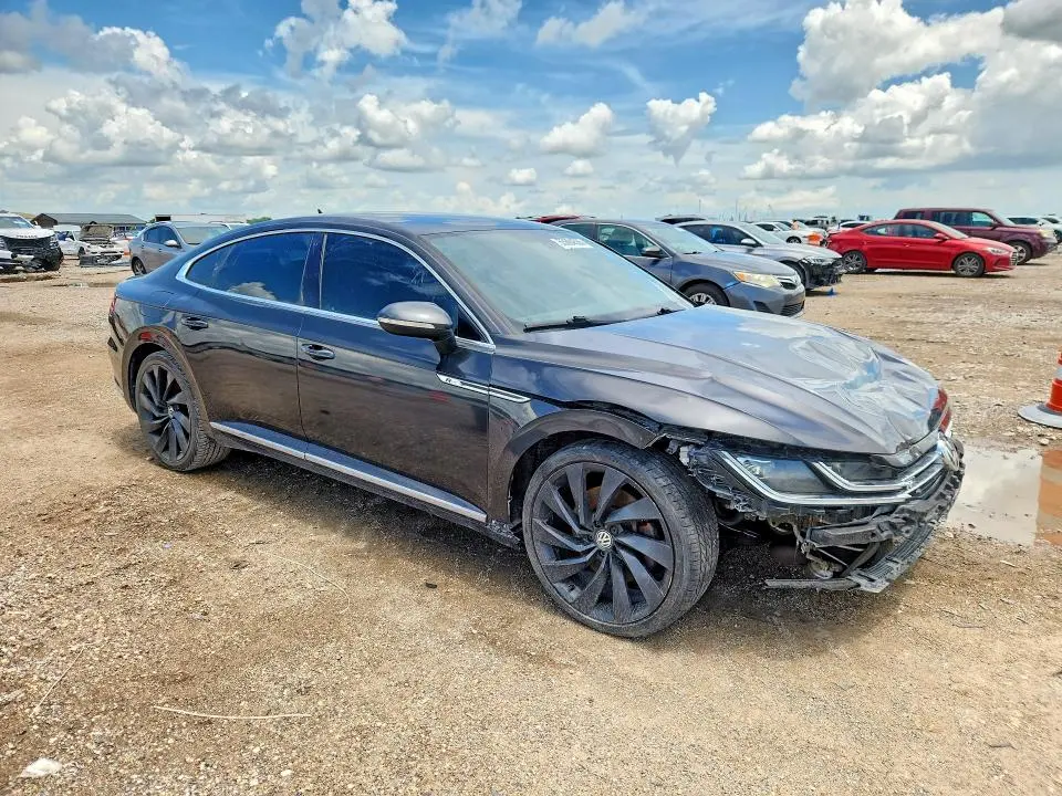 2019 VOLKSWAGEN ARTEON SE  
