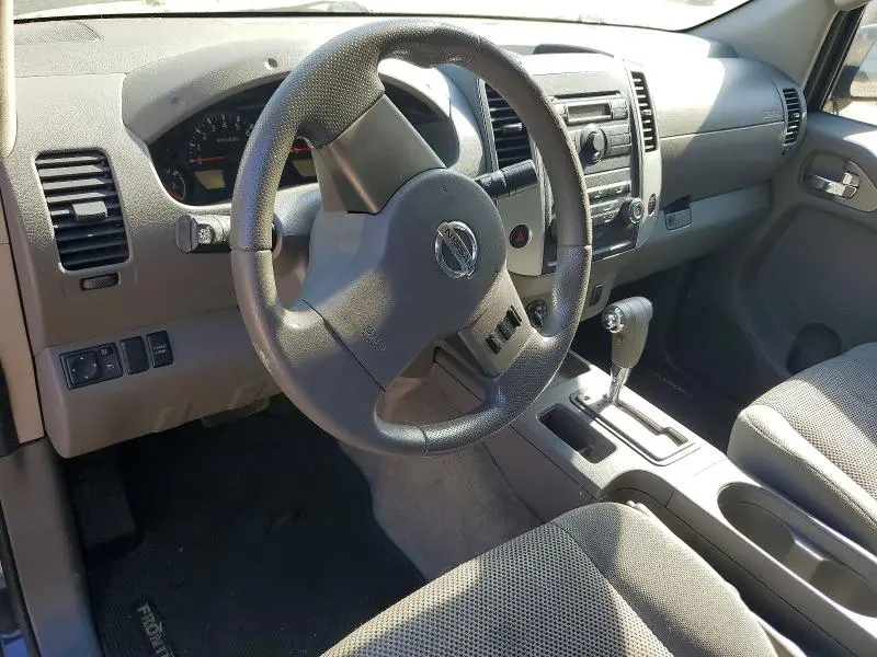 2012 NISSAN FRONTIER S  
