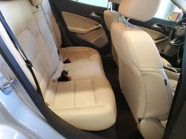 2020 MERCEDES-BENZ GLA 250 4MATIC  