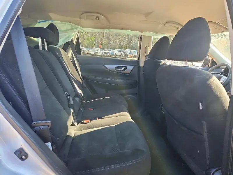 2014 NISSAN ROGUE SV  