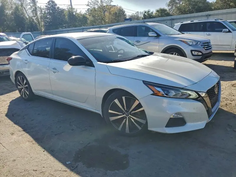 2020 NISSAN ALTIMA SR  