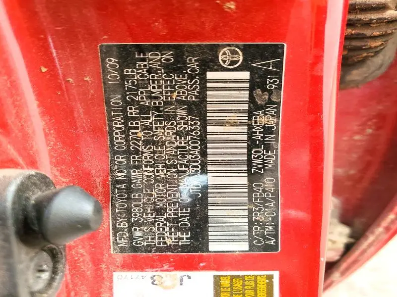 2010 TOYOTA PRIUS III  