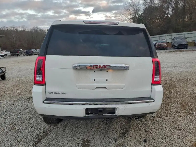 2016 GMC YUKON DENALI  