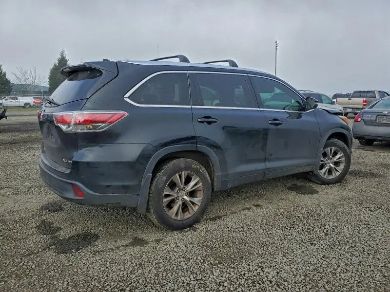 2015 TOYOTA HIGHLANDER XLE  