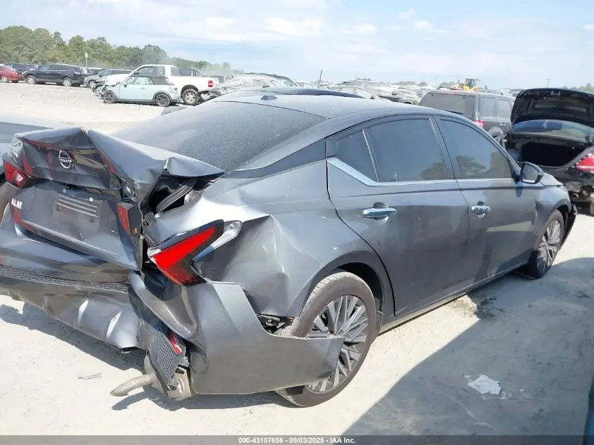 2023 NISSAN ALTIMA SV FWD