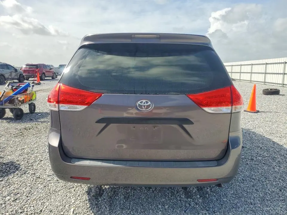 2012 TOYOTA SIENNA BASE 7-PASSENGER  