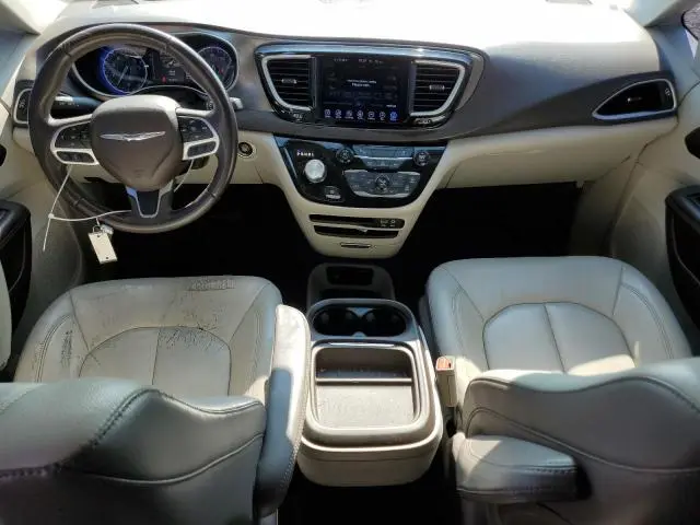 2017 CHRYSLER PACIFICA TOURING L  