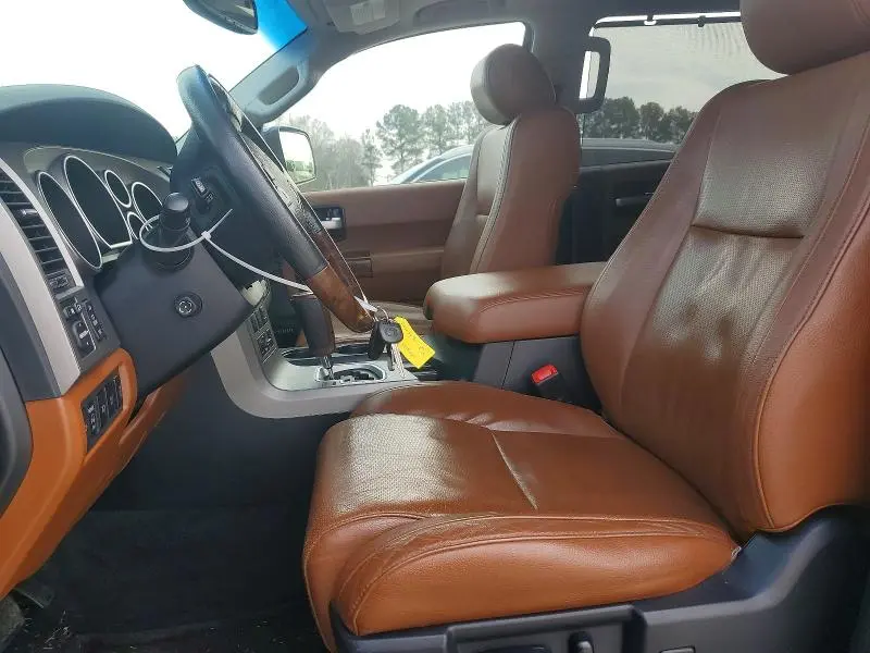 2010 TOYOTA SEQUOIA PLATINUM  