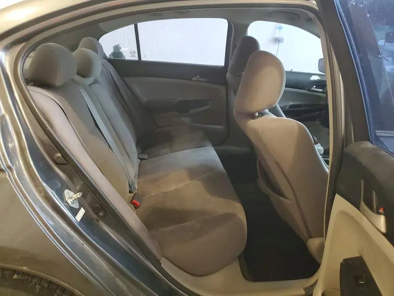 2011 HONDA ACCORD LXP  