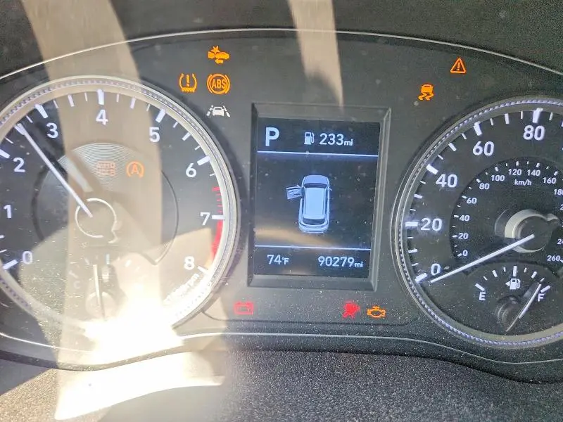 2019 HYUNDAI SANTA FE SE  