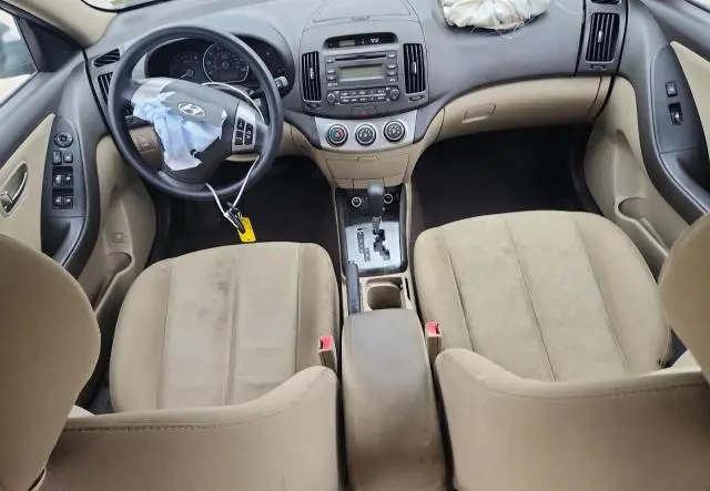 2010 HYUNDAI ELANTRA BLUE  