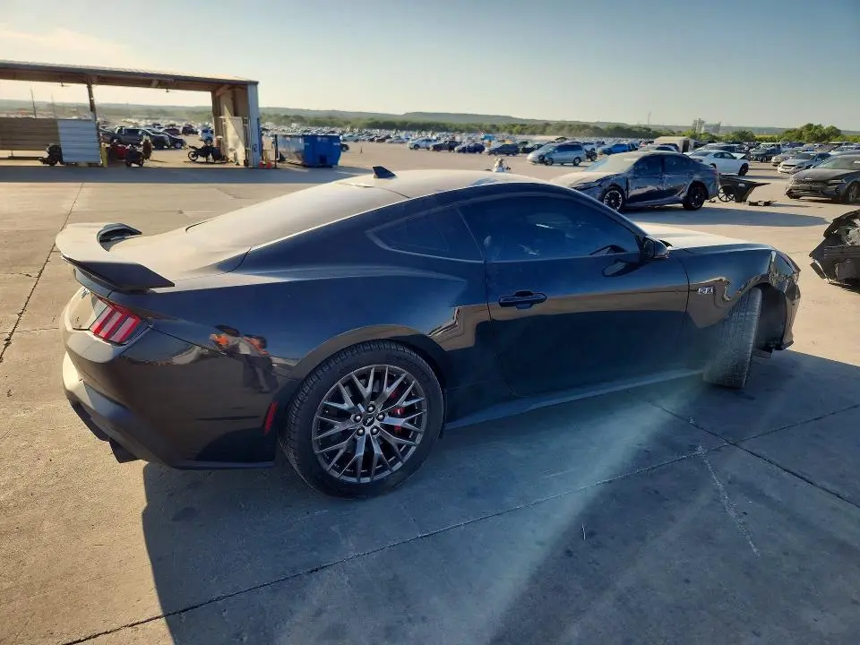 2024 FORD MUSTANG GT  