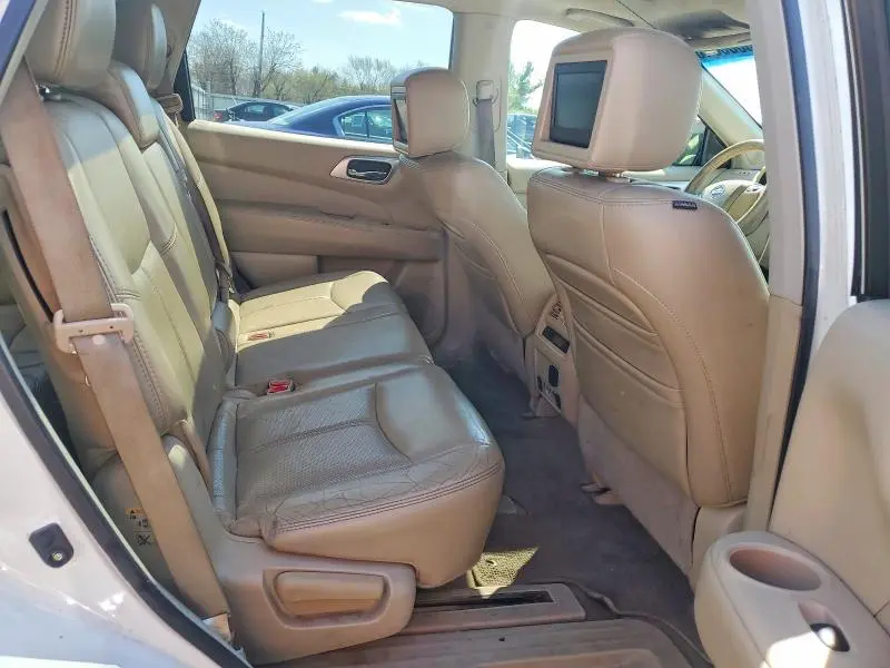 2013 NISSAN PATHFINDER S  