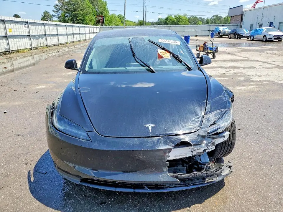 2025 TESLA MODEL 3   