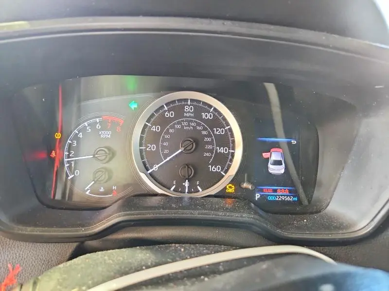 2020 TOYOTA COROLLA LE  