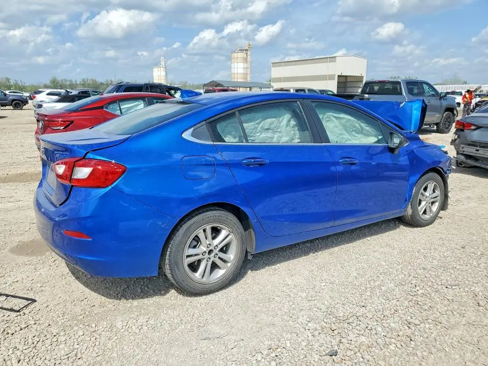 2018 CHEVROLET CRUZE LT  