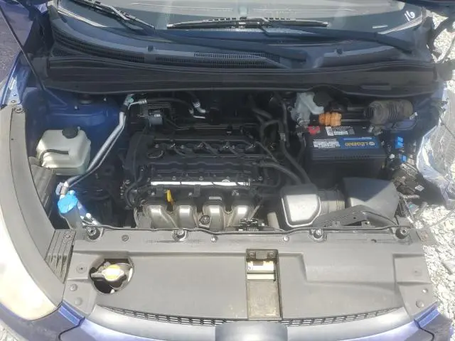 2011 HYUNDAI TUCSON GL  