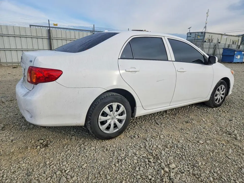 2010 TOYOTA COROLLA BASE  
