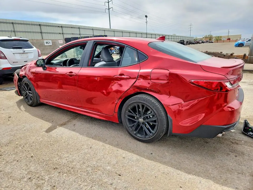 2025 TOYOTA CAMRY SE  