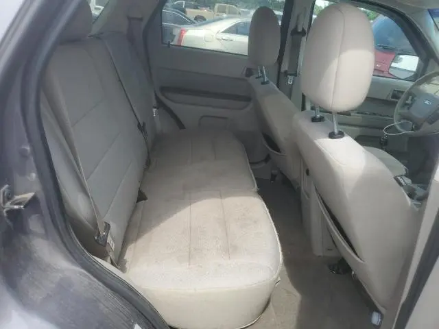 2011 FORD ESCAPE XLT  