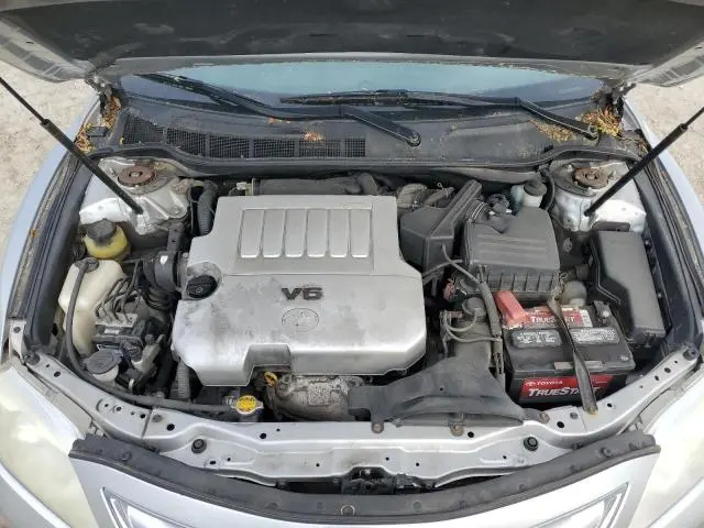 2010 TOYOTA CAMRY SE  