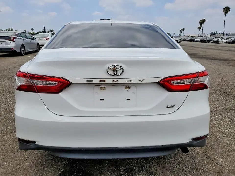 2019 TOYOTA CAMRY LE  