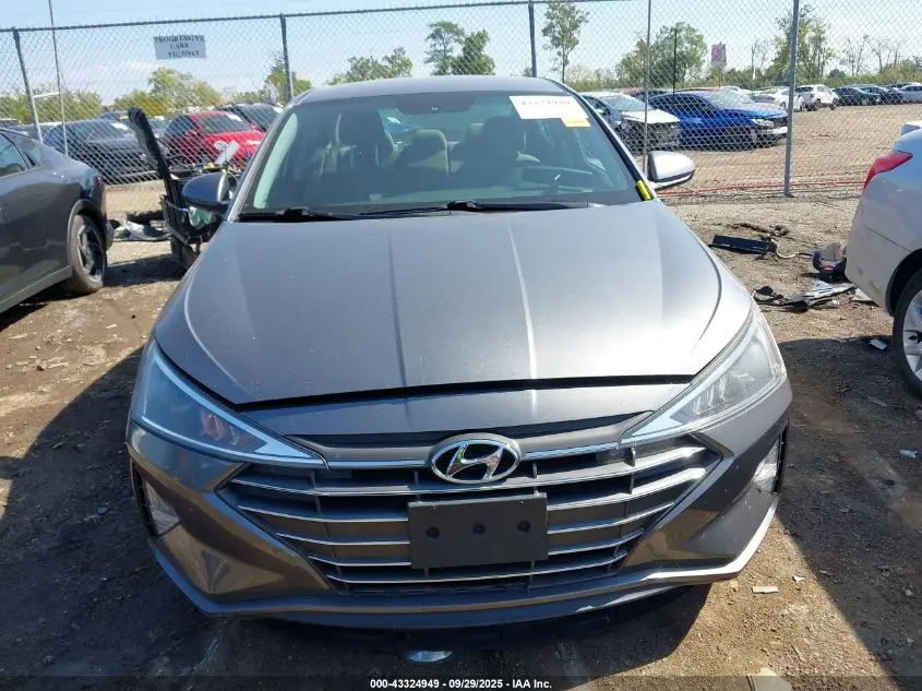 2019 HYUNDAI ELANTRA SE