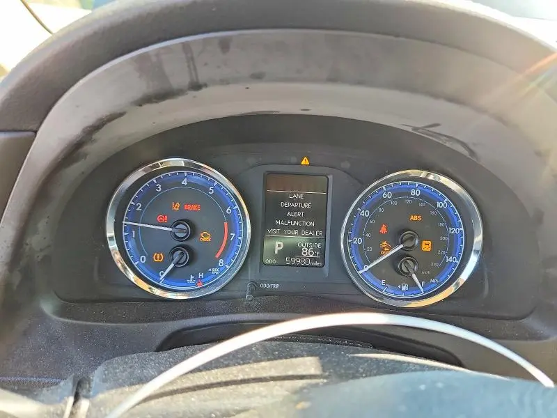 2018 TOYOTA COROLLA LE  