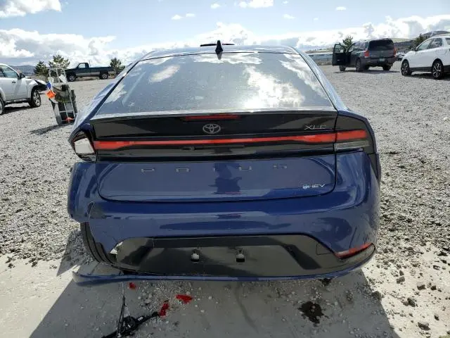 2024 TOYOTA PRIUS LE  