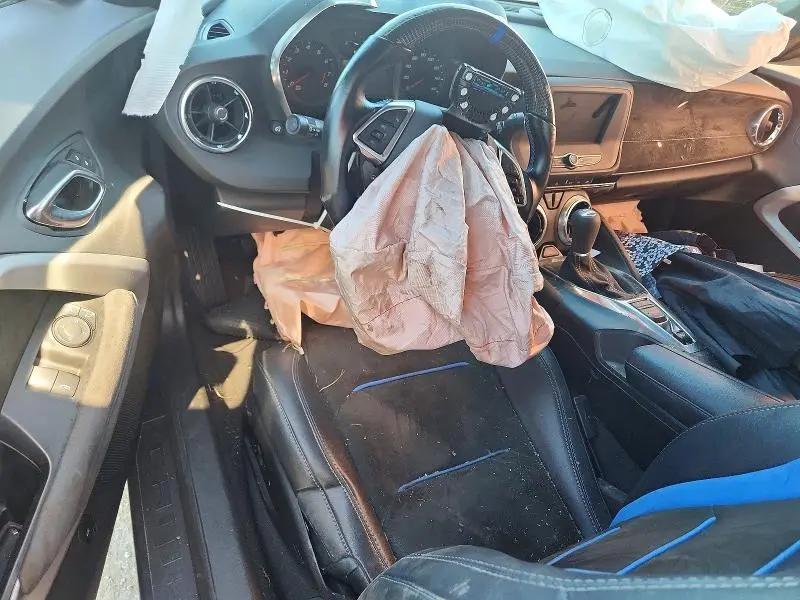 2019 CHEVROLET CAMARO LS  