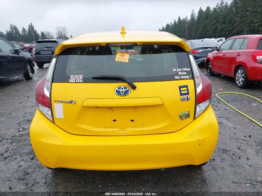 2015 TOYOTA PRIUS C FOUR