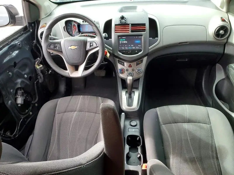 2016 CHEVROLET SONIC LT  