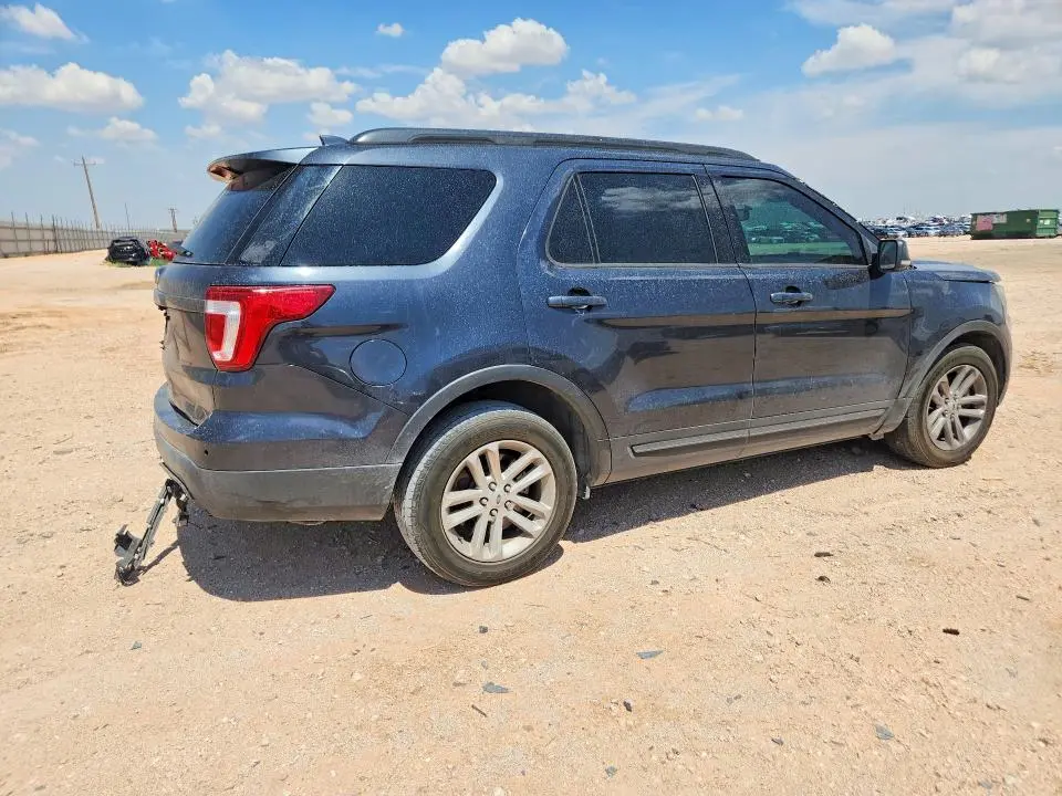 2017 FORD EXPLORER XLT  