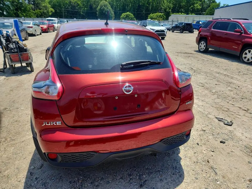 2015 NISSAN JUKE S  