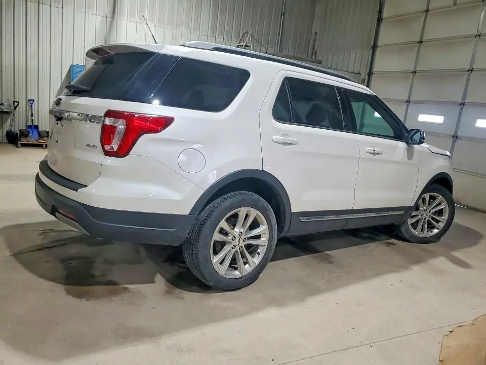 2019 FORD EXPLORER XLT  
